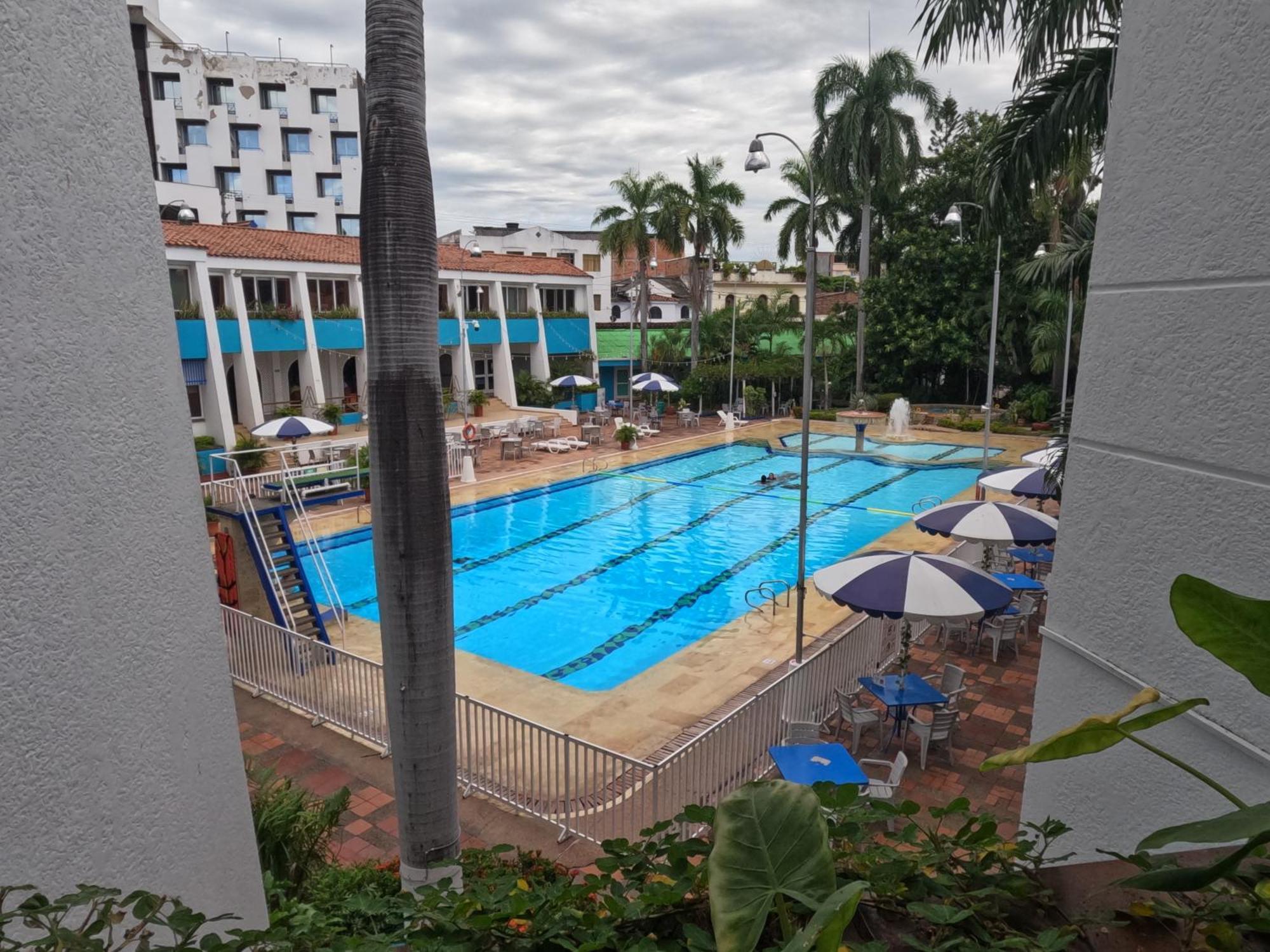 Hotel Bachue جيراردو المظهر الخارجي الصورة