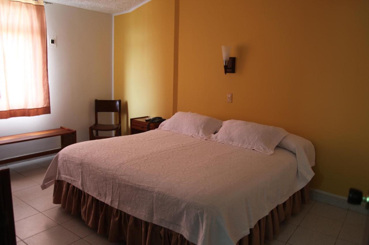 Hotel Bachue جيراردو المظهر الخارجي الصورة