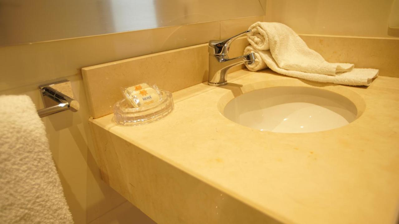 Hotel Bachue جيراردو المظهر الخارجي الصورة